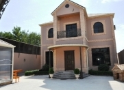 Satılır 6 otaqlı 240 m2 həyət evi Mərdəkan