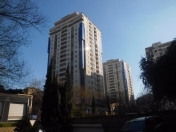 Satılır 4 otaqlı 210 m2 yeni tikili Azərbaycan Dillər Universiteti