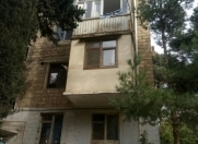 Satılır 1 otaqlı 32 m2 köhnə tikili 8 km