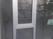 İcarəyə verilir 3 otaqlı 100 m2 obyekt Neftçi bazası