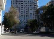 Satılır 2 otaqlı 90 m2 yeni tikili Neftçilər m.