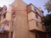 Satılır 4 otaqlı 100 m2 köhnə tikili Xalqlar Dostluğu m.