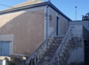 Satılır 4 otaqlı 200 m2 həyət evi Saray