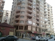 Satılır 4 otaqlı 125 m2 yeni tikili İnşaatçılar m.