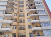 İcarəyə verilir 3 otaqlı 135 m2 yeni tikili Rəssamlıq Akademiyası