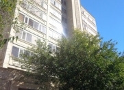 Satılır 3 otaqlı 105 m2 köhnə tikili Space TV