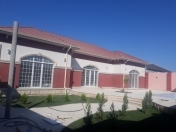 Satılır 4 otaqlı 200 m2 həyət evi Mərdəkan