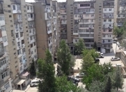 Satılır 3 otaqlı 100 m2 köhnə tikili İnşaatçılar m.