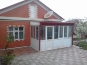 Satılır 3 otaqlı 90 m2 həyət evi Səbail r.