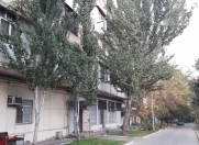 Satılır 4 otaqlı 130 m2 köhnə tikili Bakıxanov