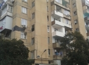 Satılır 2 otaqlı 65 m2 köhnə tikili Yasamal parkı