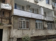 Satılır 5 otaqlı 104 m2 köhnə tikili Əhmədli m.