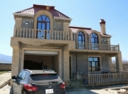 İcarəyə verilir 5 otaqlı 420 m2 villa Quba