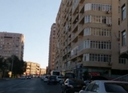 Satılır 3 otaqlı 94 m2 yeni tikili Səbail r.