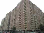 Satılır 3 otaqlı 130 m2 yeni tikili İnşaatçılar m.