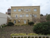 Satılır 5 otaqlı 184 m2 həyət evi Buzovna
