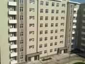 Satılır 3 otaqlı 100 m2 yeni tikili Qara Qarayev m.