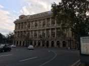 İcarəyə verilir 3 otaqlı 70 m2 köhnə tikili Sahil m.