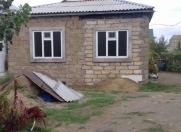 Satılır 3 otaqlı 75 m2 həyət evi Saray