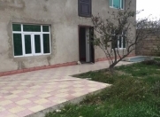 Satılır 6 otaqlı 200 m2 həyət evi Ramana