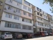 Satılır 3 otaqlı 60 m2 köhnə tikili Həzi Aslanov