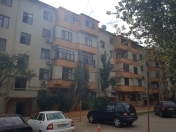 Satılır 3 otaqlı 60 m2 köhnə tikili 20 yanvar m.