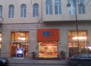 Satılır 5 otaqlı 180 m2 köhnə tikili 28 May m.