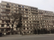 Satılır 2 otaqlı 60 m2 köhnə tikili Zərifə Əliyeva adına park