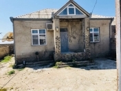 Satılır 3 otaqlı 100 m2 həyət evi Binə