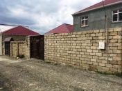 Satılır 5 otaqlı 200 m2 həyət evi Qaraçuxur