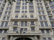 İcarəyə verilir 5 otaqlı 220 m2 yeni tikili Azərbaycan Dillər Universiteti