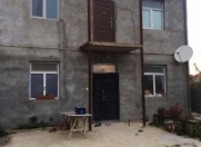 Satılır 5 otaqlı 200 m2 həyət evi Ramana