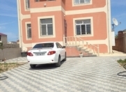 Satılır 5 otaqlı 200 m2 həyət evi Qala