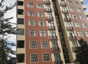 Satılır 3 otaqlı 120 m2 yeni tikili Moskva univermağı