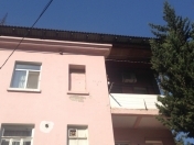 Satılır 3 otaqlı 78 m2 köhnə tikili Hərbi Hospital