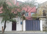 Satılır 5 otaqlı 150 m2 həyət evi Nəsimi m.
