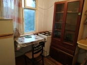 İcarəyə verilir 1 otaqlı 45 m2 köhnə tikili Neftçilər m.