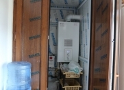 Satılır 3 otaqlı 80 m2 köhnə tikili İctimai telekanalı