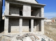 Satılır 8 otaqlı 445 m2 həyət evi Şıxov