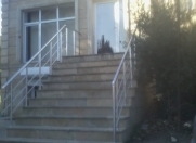 İcarəyə verilir 2 otaqlı 40 m2 ofis 5 mkr