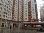 Satılır 3 otaqlı 131 m2 yeni tikili Yasamal r.