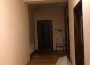 İcarəyə verilir 4 otaqlı 110 m2 yeni tikili Ağ şəhər