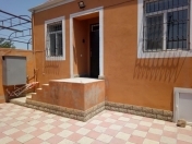Satılır 2 otaqlı 65 m2 həyət evi Y.Ramana