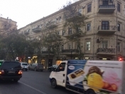 İcarəyə verilir 3 otaqlı 100 m2 köhnə tikili Sahil m.