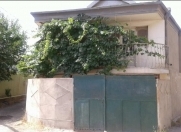 Satılır 5 otaqlı 100 m2 həyət evi Qaraçuxur