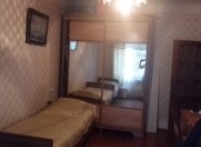 Satılır 4 otaqlı 100 m2 köhnə tikili Ayna Sultanova heykəli