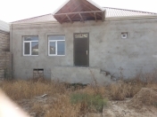 Satılır 3 otaqlı 100 m2 həyət evi Binə