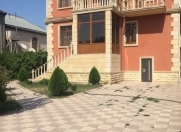 Satılır 5 otaqlı 394 m2 həyət evi Qaraçuxur