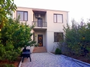 Satılır 5 otaqlı 200 m2 bağ evi Mərdəkan