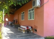 İcarəyə verilir 3 otaqlı 70 m2 həyət evi Şəki